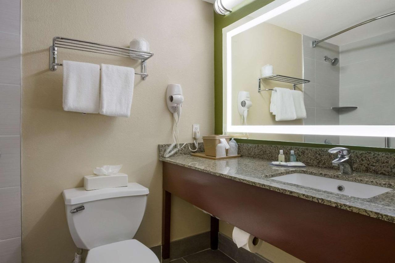 Lawrence Quality Inn Near Princeton מראה חיצוני תמונה