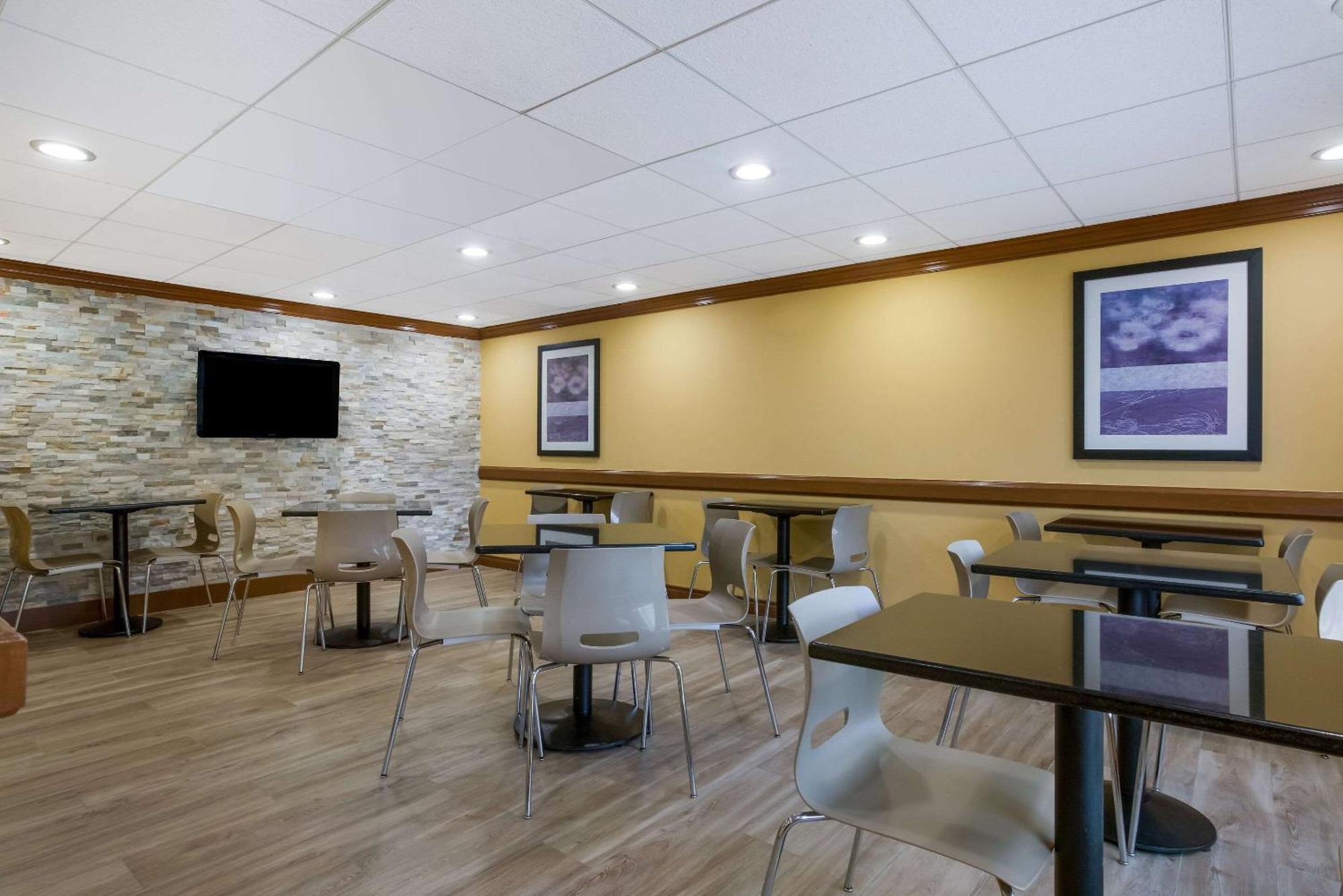 Lawrence Quality Inn Near Princeton מראה חיצוני תמונה