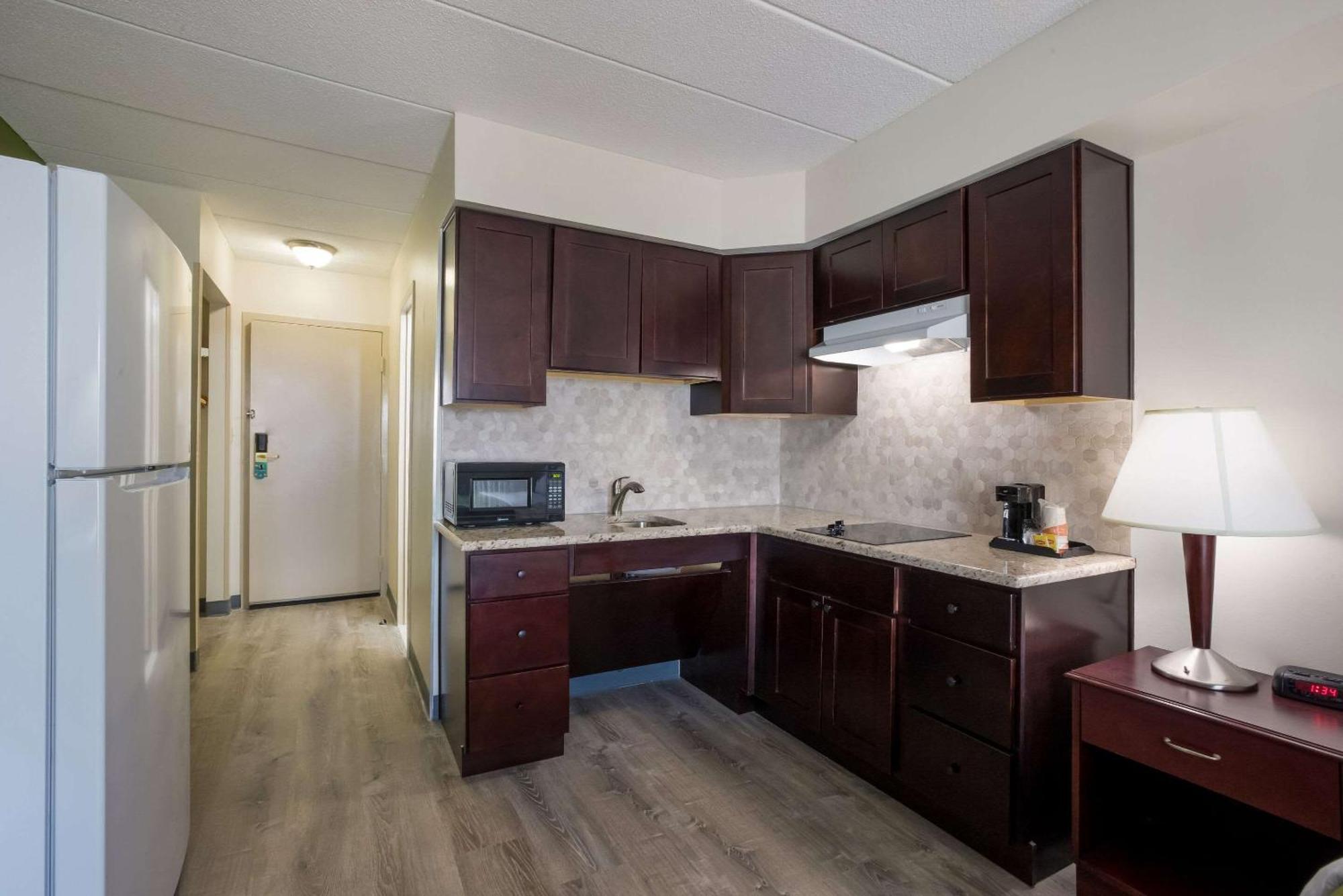 Lawrence Quality Inn Near Princeton מראה חיצוני תמונה
