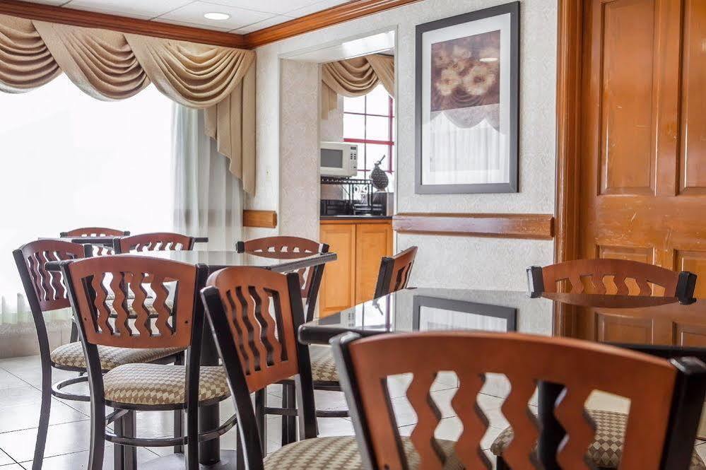 Lawrence Quality Inn Near Princeton מראה חיצוני תמונה