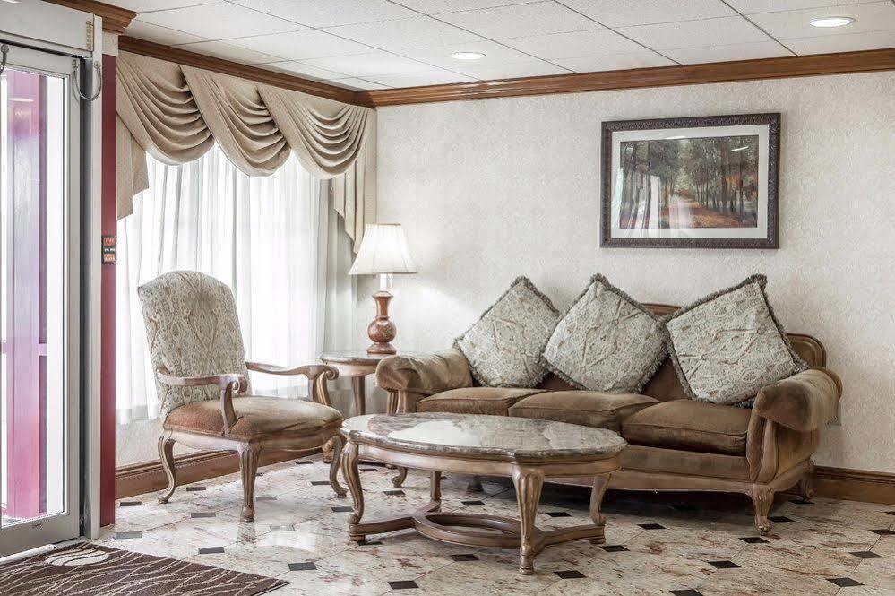 Lawrence Quality Inn Near Princeton מראה חיצוני תמונה