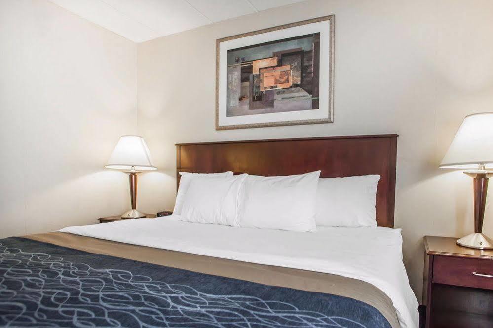Lawrence Quality Inn Near Princeton מראה חיצוני תמונה